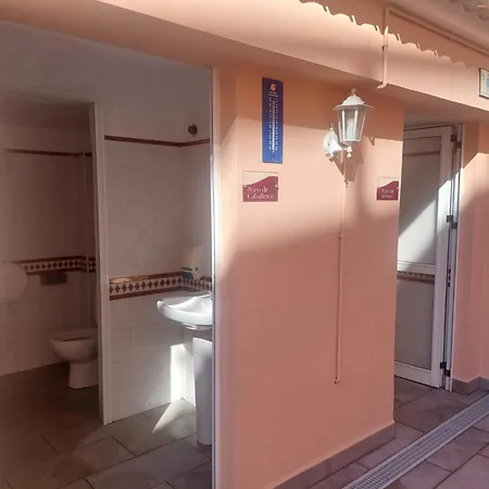 Ocean Rock Apartment, Heated Pool, Wi Fi, Smart Tv *
