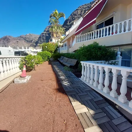 Ocean Rock Apartment, Heated Pool, Wi Fi, Smart Tv דירה