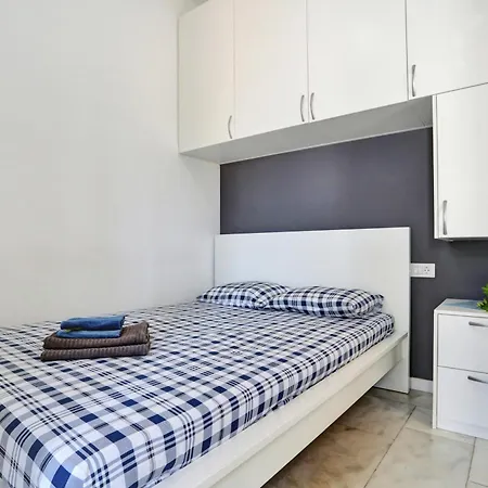 Ocean Rock Apartment, Heated Pool, Wi Fi, Smart Tv דירה