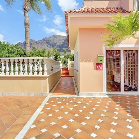 Ocean Rock Apartment, Heated Pool, Wi Fi, Smart Tv דירה