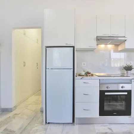 Ocean Rock Apartment, Heated Pool, Wi Fi, Smart Tv דירה *